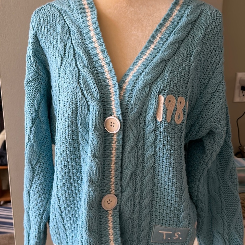 Taylor Swift 1989 Taylor’s Version Chunky Blue Cardigan Size XS/S